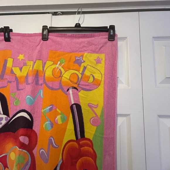 Vintage Used Condition Lisa Frank Hollywood Bear Beach Towel - Picture 8 of 12